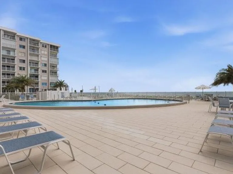 3443 Gulf Shore Blvd N #504 — Photo 17