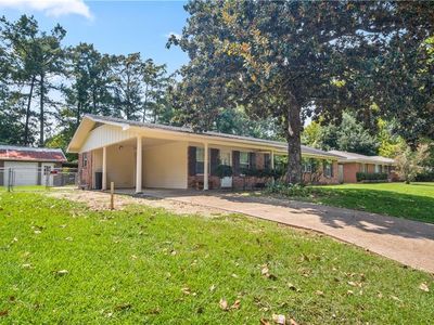 1710 Plantation Dr, Alexandria, LA, 71301