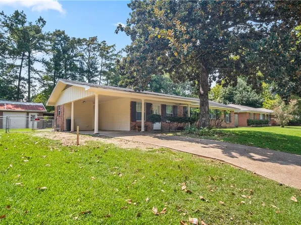 1710 Plantation Dr, Alexandria, LA 71301