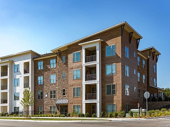 4th image of 9235 N Senator Royall Dr #4312