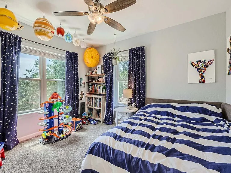 1501 W Cucharras St — Photo 17