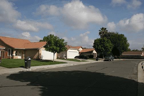 2nd image of 935 Ivy St