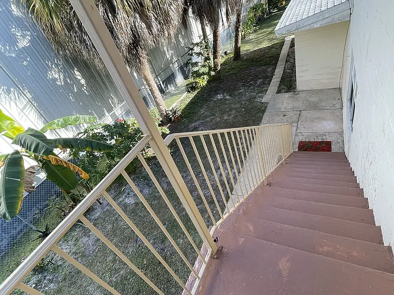 Creel St — Photo 7