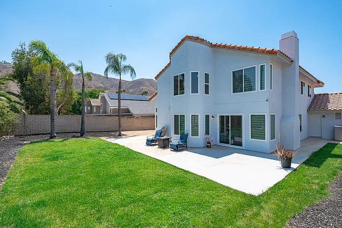 17447 Crestlake Ln — Photo 7