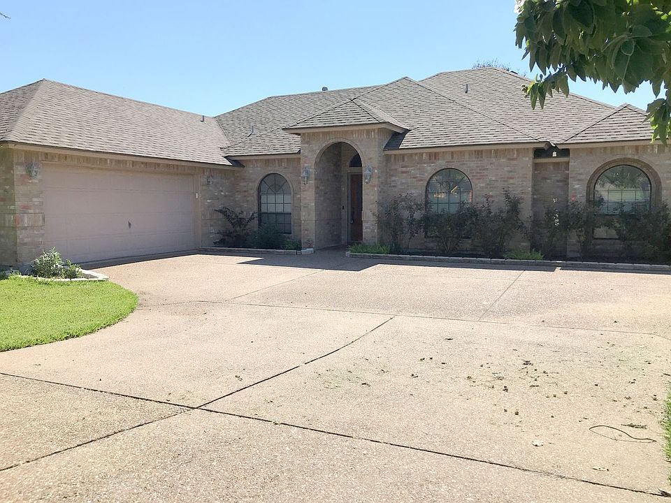 1st image of 15313 Guadalupe River Dr