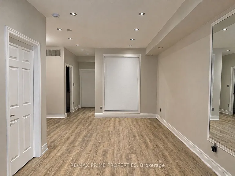 2929 Bur Oak Ave #MAIN — Photo 18