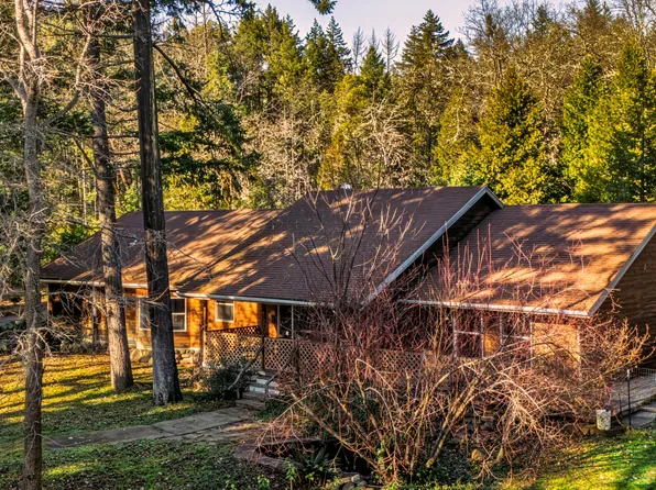 5370 Caves Hwy, Cave Junction, OR 97523