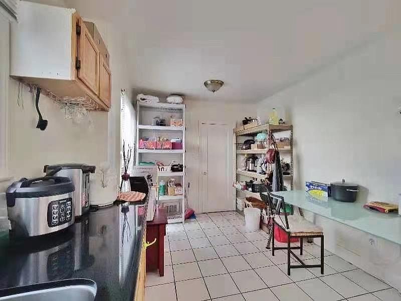 2nd image of 3260 San Bruno Ave