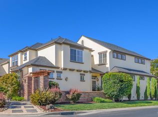 2 Wedgewood Court, Petaluma, CA 94954