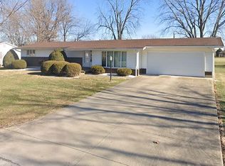 906 N Elm St, Monroe City, MO 63456