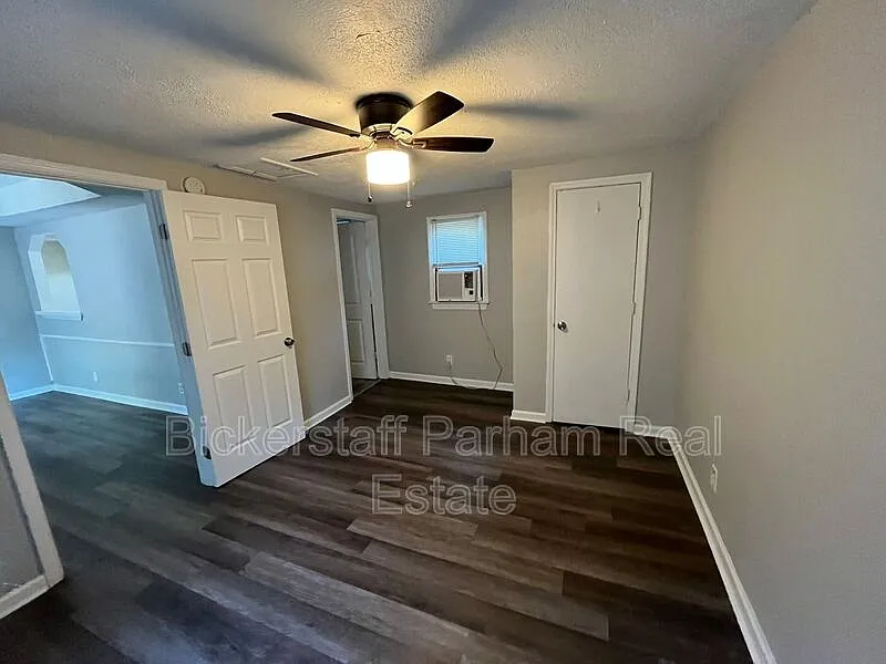1 bed, 1.0 bath, 650 sqft, $625 — Photo 2
