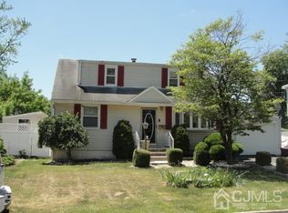 29 Hilliard Rd, Old Bridge, NJ 08857