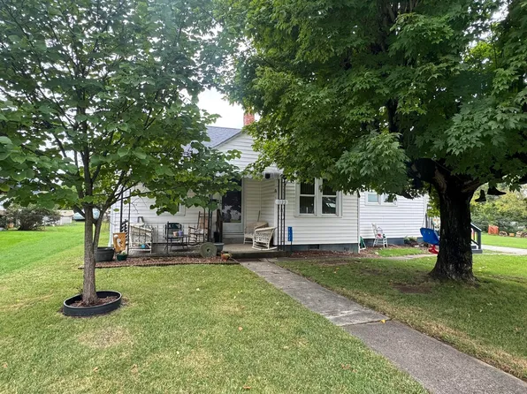 1122 Ralston Ave, Barboursville, WV 25504