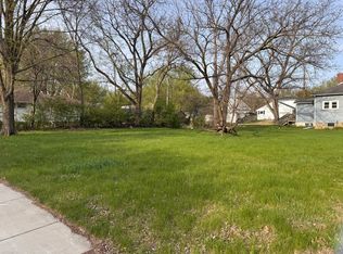 Emory St, Tracy, MN 56175