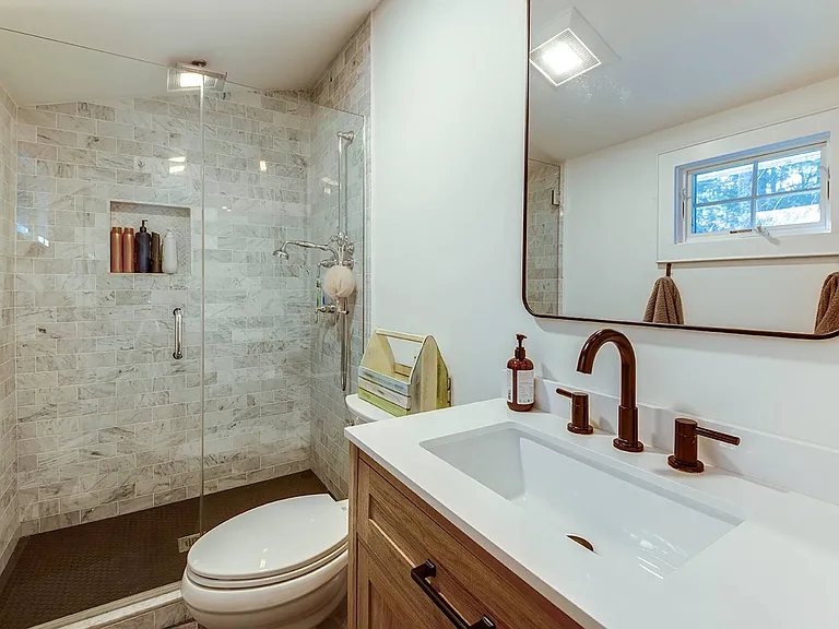 10 Villa Ave — Photo 22