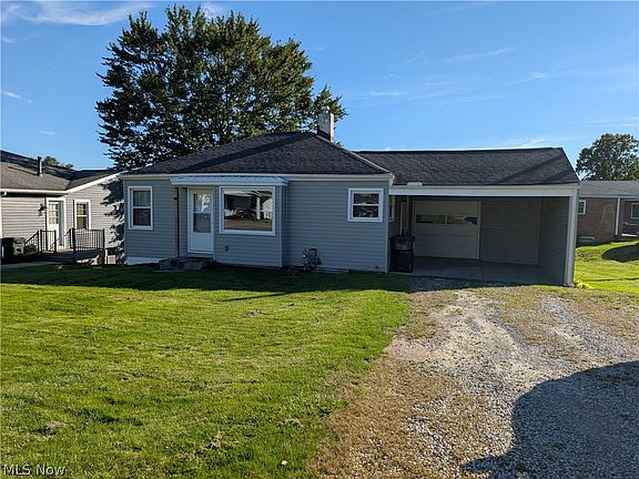 2nd image of 16 Grandview Rd