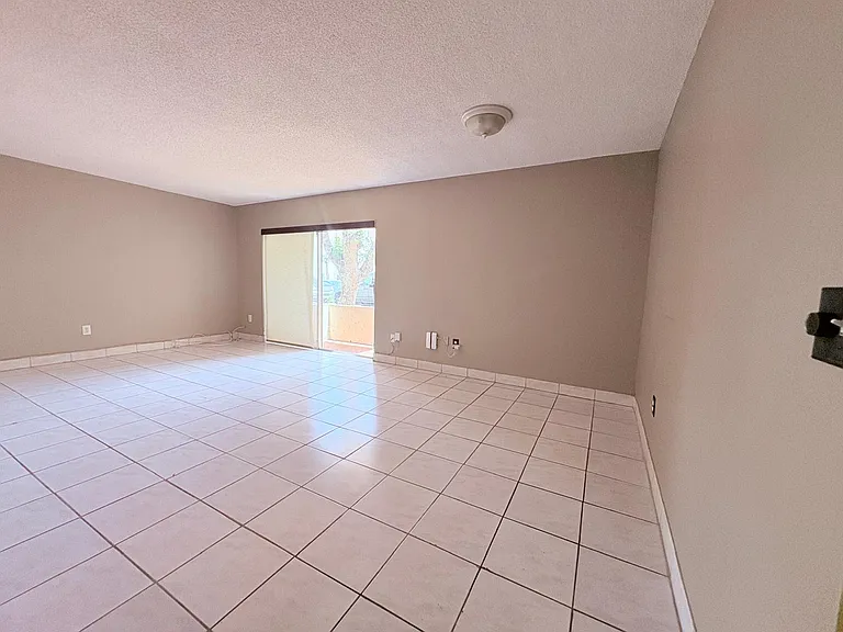 7785 SW 86th St #119 — Photo 3