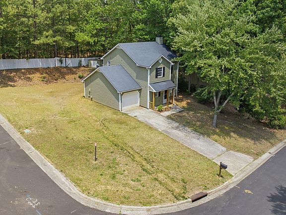 3rd image of 3311 Nantuckett Ave