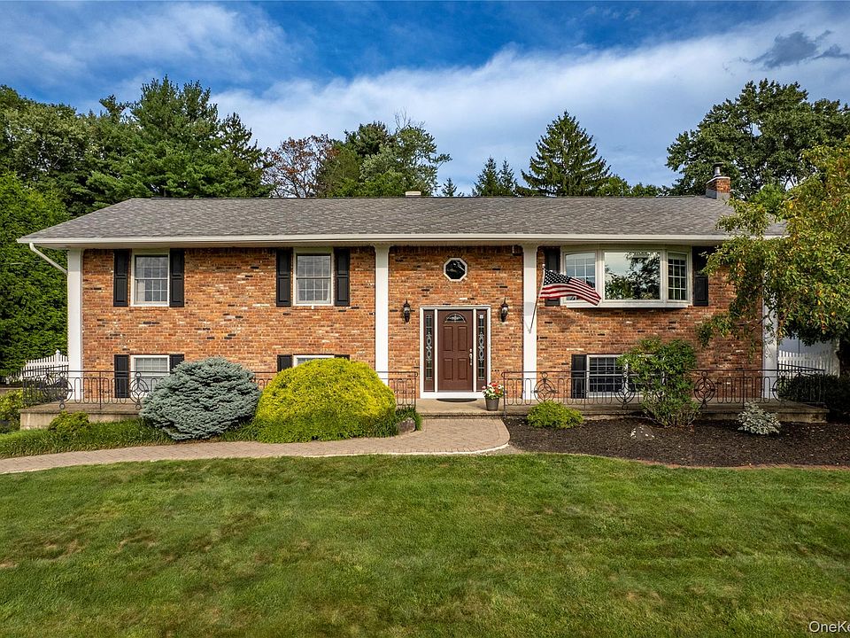 1st image of 619 Russet Road