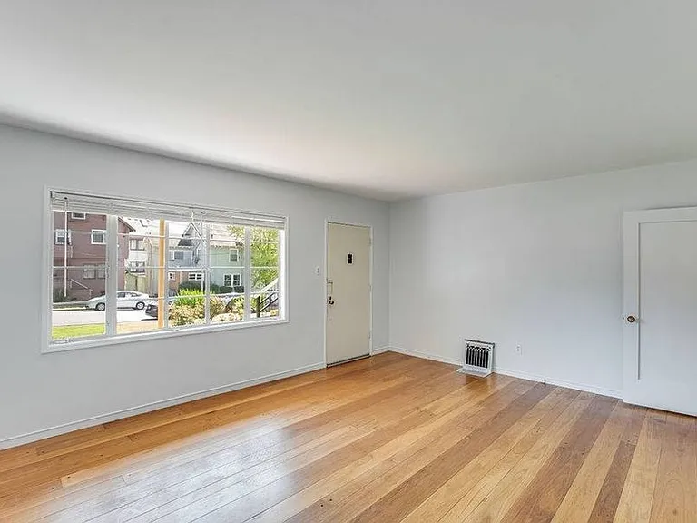 2727 Parker St #H — Photo 2