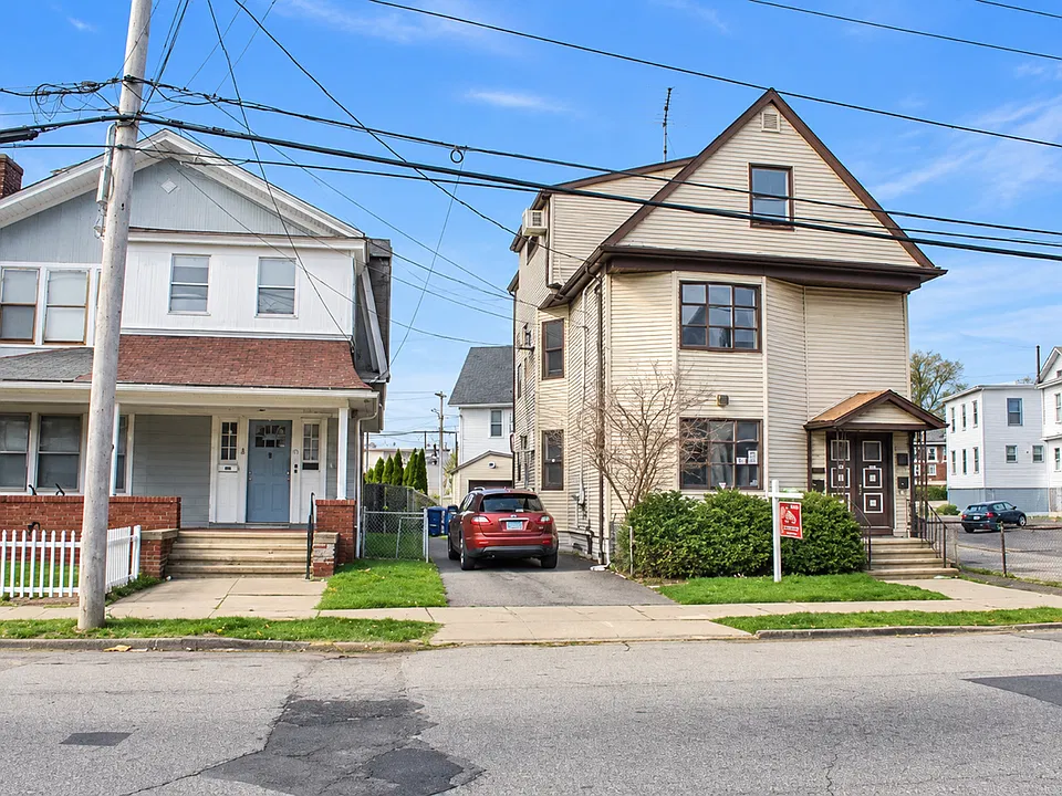 55 Porter St #2
