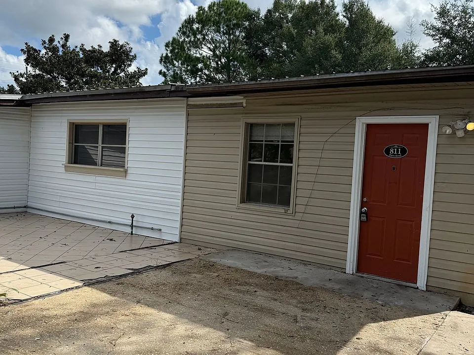 811 Patio Rd