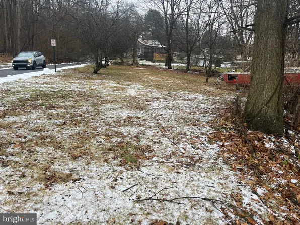 Isett Rd, Spruce Creek, PA 16683