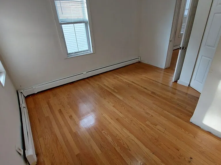 124 Marcella St #1 — Photo 8
