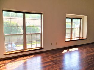 4408 Foxwood Dr S, Clifton Park, NY 12065