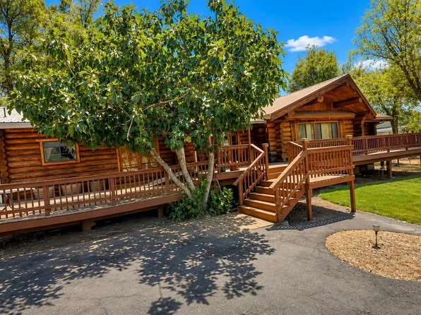 22821 Piper Ct, Columbia, CA 95310