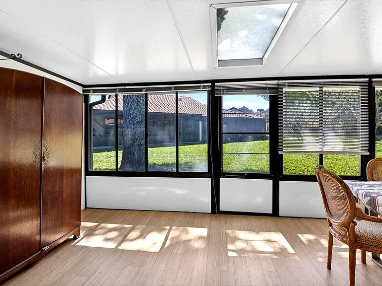 10938 Roebelini Palm Ct #B — Photo 15