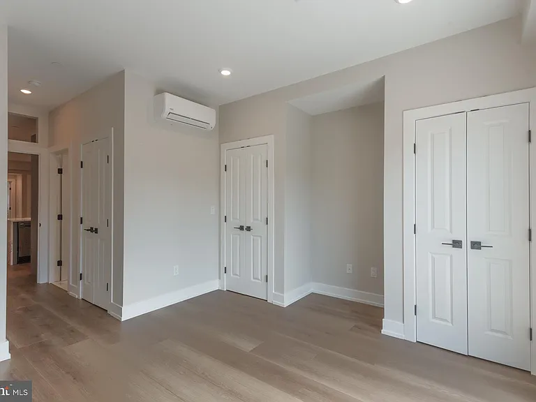 3849 Fairmount Ave #2 — Photo 9