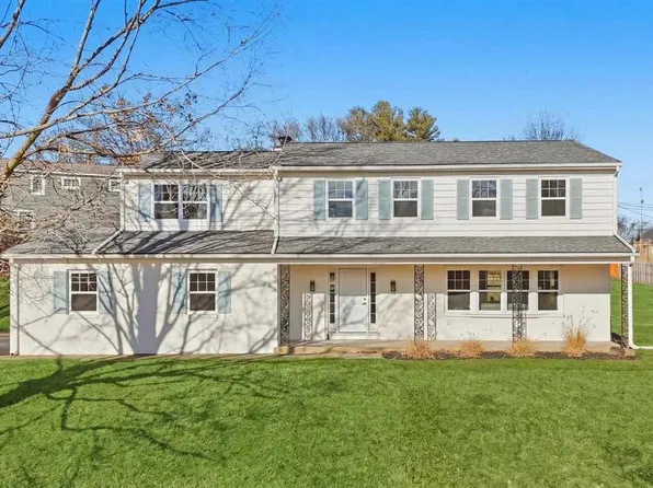 12 Princeton Ct, Iowa City, IA 52245