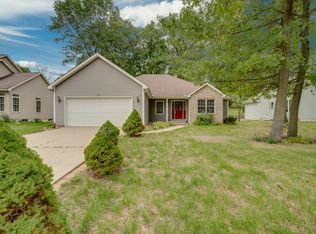 369 Goldenview Dr, Battle Creek, MI