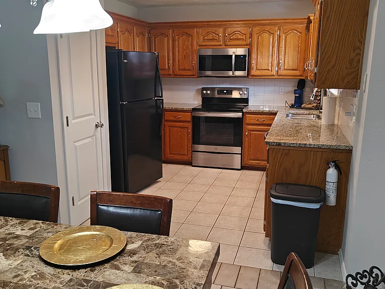 1246 Verna Ln — Photo 6