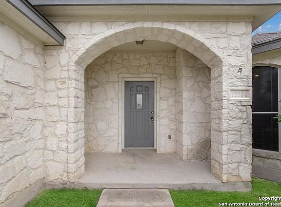 4th image of 12134 Clubhouse