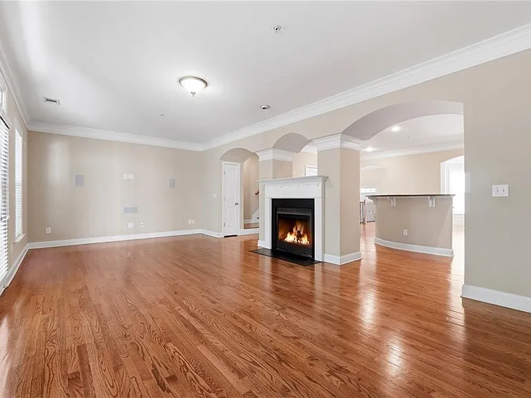 9040 Woodland Trl — Photo 13