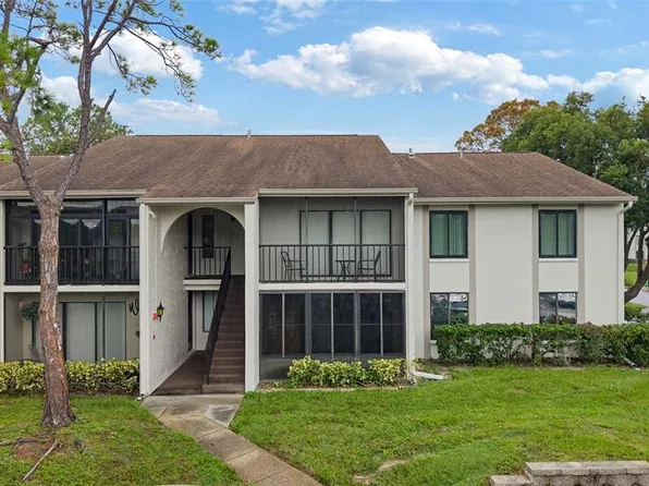 2699 Pine Ridge Way E APT H1, Palm Harbor, FL 34684