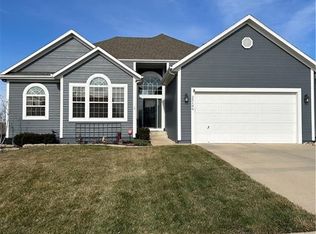 25190 W 142nd St, Olathe, KS 66061