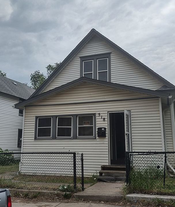 1st image of 518 Thomas Ave