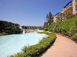 500 Cagney Ln PH 9, Newport Beach, CA 92663