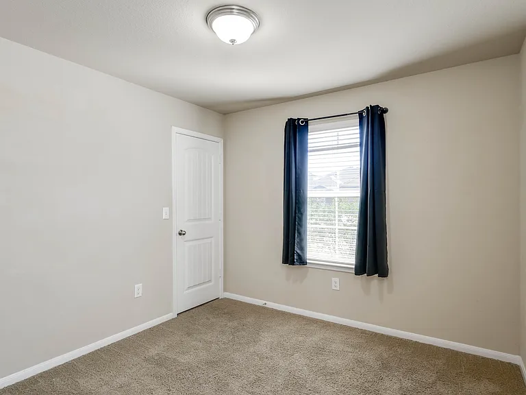 5800 Montrelia Dr — Photo 11
