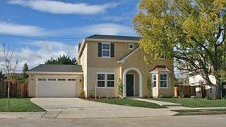 1st image of 104 Sequoia Ct