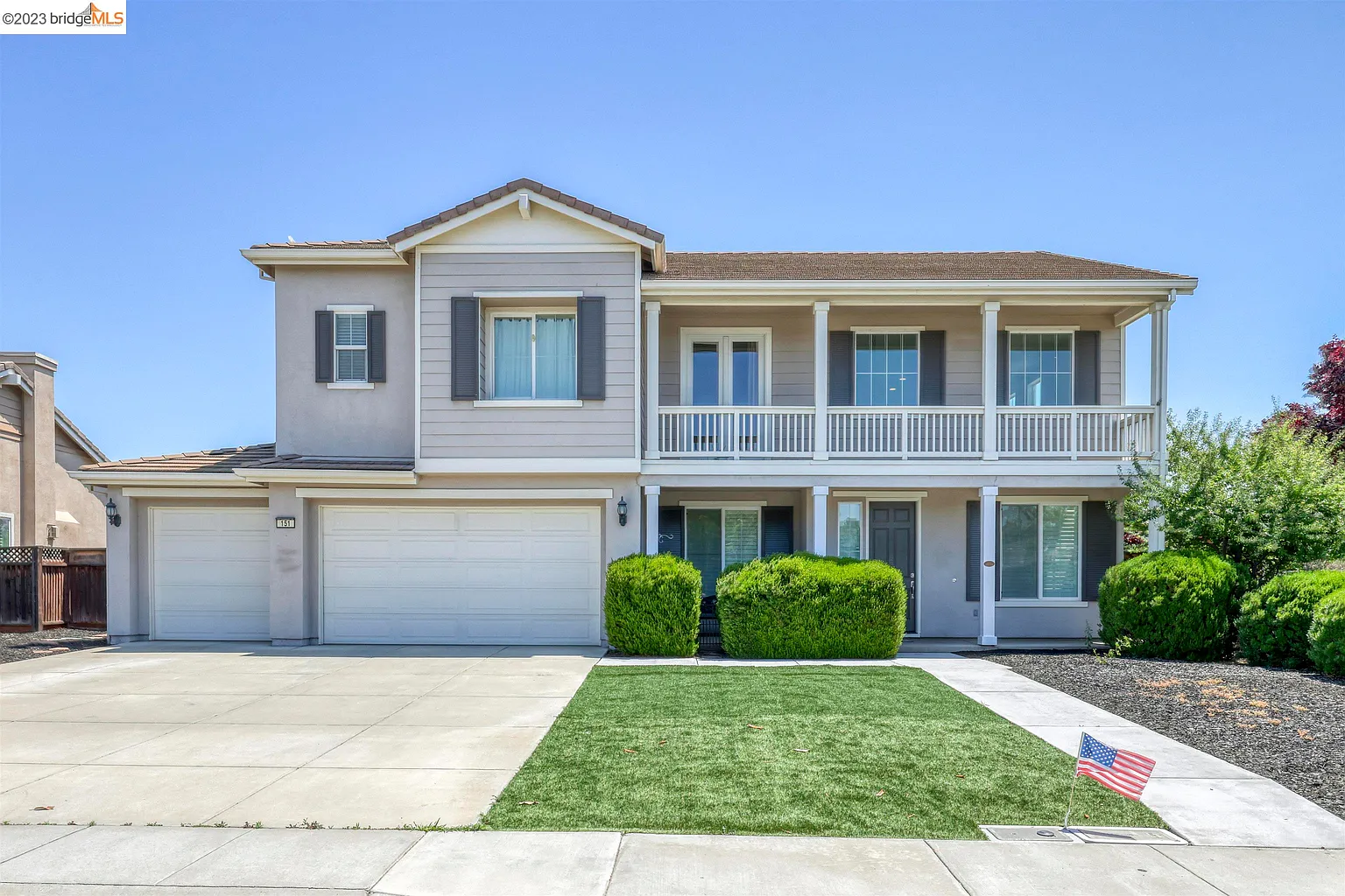 151 Coral Bell Way photo 1