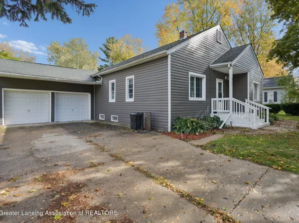 327 Steele St, Mason, MI 48854