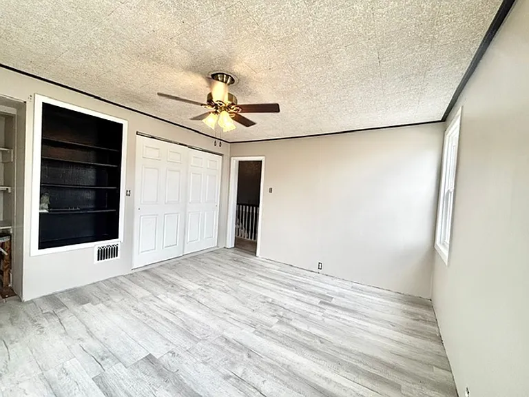 611 Green St — Photo 12