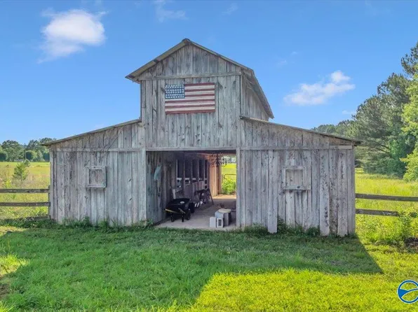 810 County Road 567, Gaylesville, AL 35973