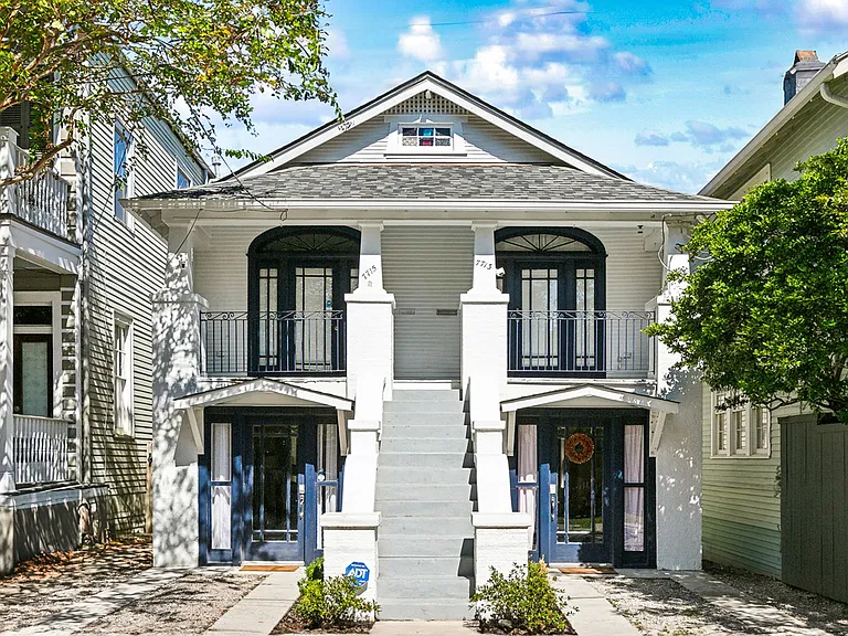 7713 Hampson St — Photo 1