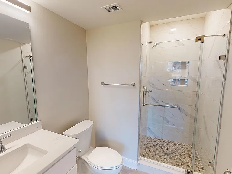 232 Hamilton St NW #106 — Photo 6