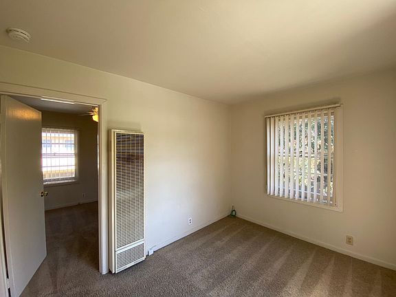 2nd image of 435 Center St #B